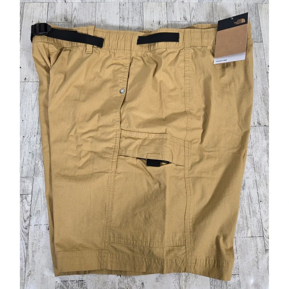 The North Face Mens Ripstop Cargo Shorts Antelope Tan NF0A7Q9S XL Regular NWT